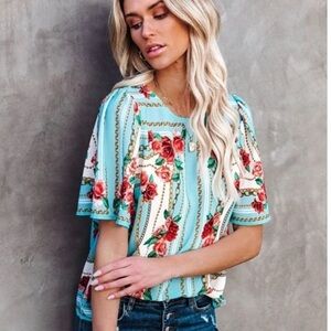 ❤️3 for $15!❤️ Vici Floral Chain Bandana Sheer Blouse, size medium, polyester